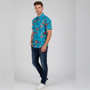 Tropical Bros Hawaiian Short Sleeve Button Down T-Shirt Size Medium.
